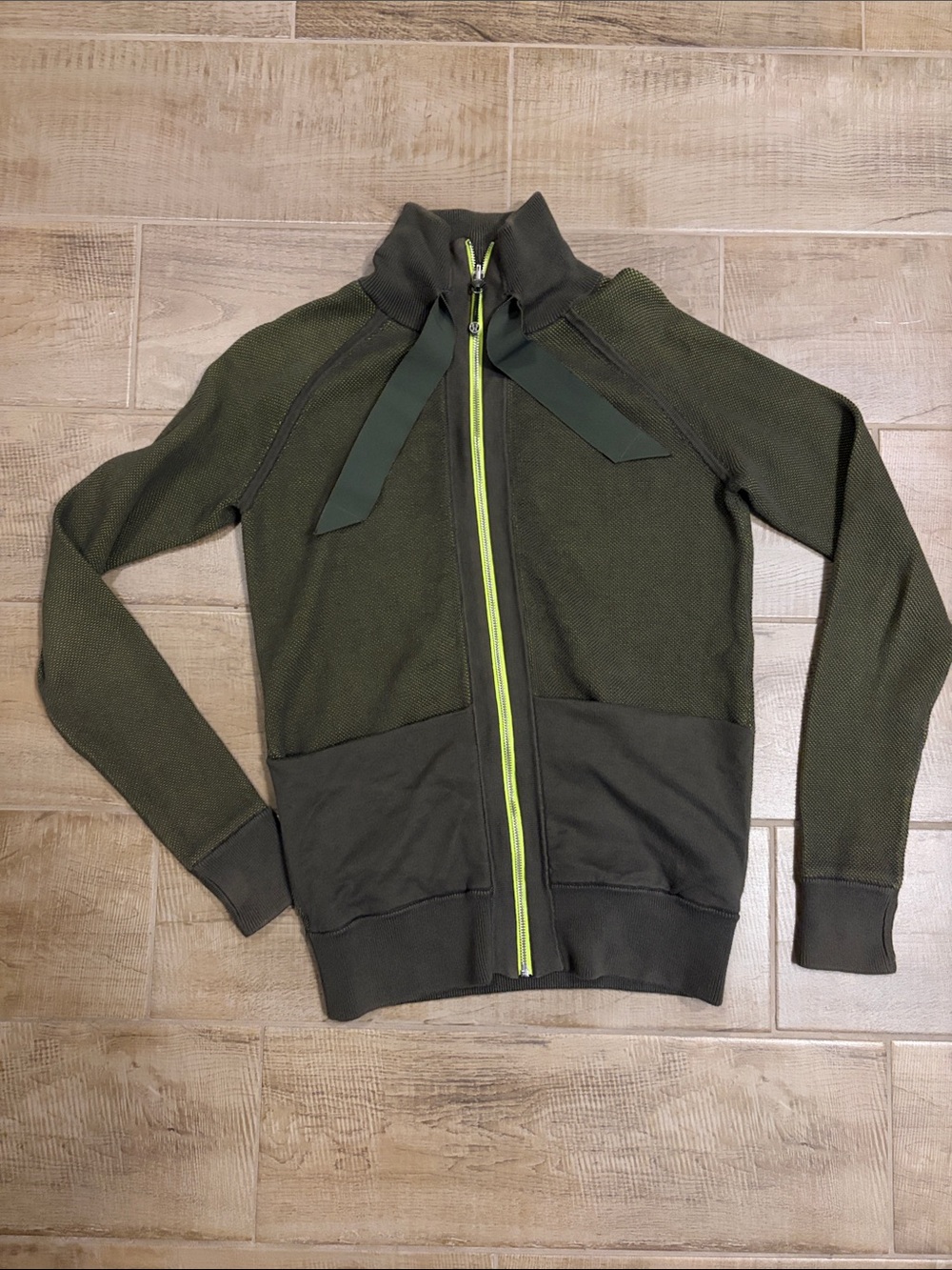 Lululemon Olive Green Sweater with Neon Green Zipper Jacket Women